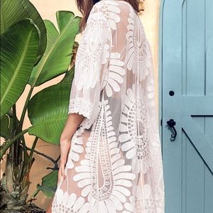 SEA PARTY EMBROIDERY COVER UP